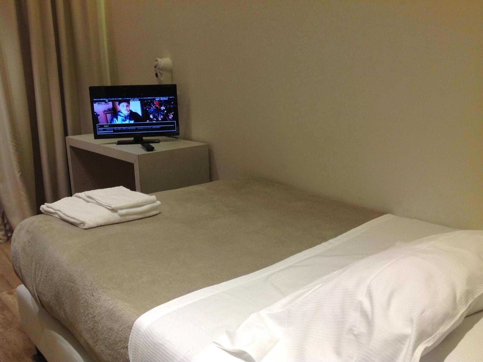 Bell Suite Hotel بيلاريا-إيجيا مارينا الغرفة الصورة